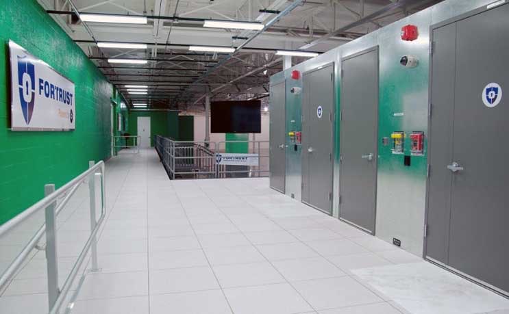 Innovations in DCIM have made it possible for data centers to extend real-time visibility of power consumption, temperature and relative humidity data to their customers. (Image: FORTRUST)