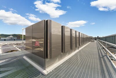 Bloom Energy Fuel Cell Deployment at an Equinix IBX Data Center
