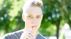 Content Dam Diq Online Articles 2016 05 Vaping Thumb Content Dam Diq Online Articles 2016 05 Vaping Thumb