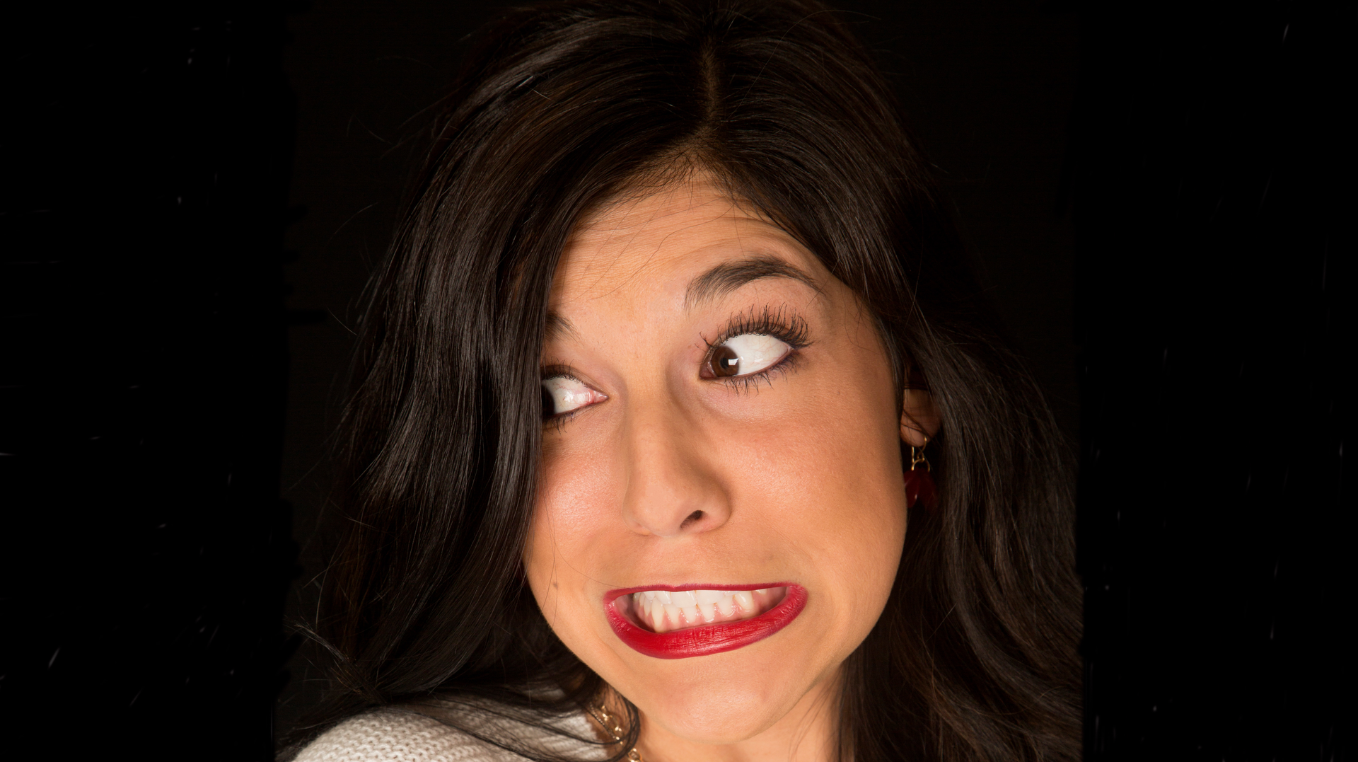 Gritted Teeth Smile Dreamstime Cropped 5cdf27c848a95 64d4ed6e6fb7e