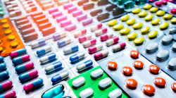 dreamstime_xxl_115352694-pharmacology-dentistry dreamstime_xxl_115352694-pharmacology-dentistry