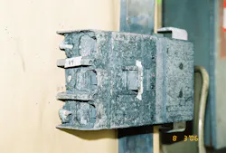 Www Ecmweb Com Sites Ecmweb com Files Deadly Arc Flash1 Www Ecmweb Com Sites Ecmweb com Files Deadly Arc Flash1