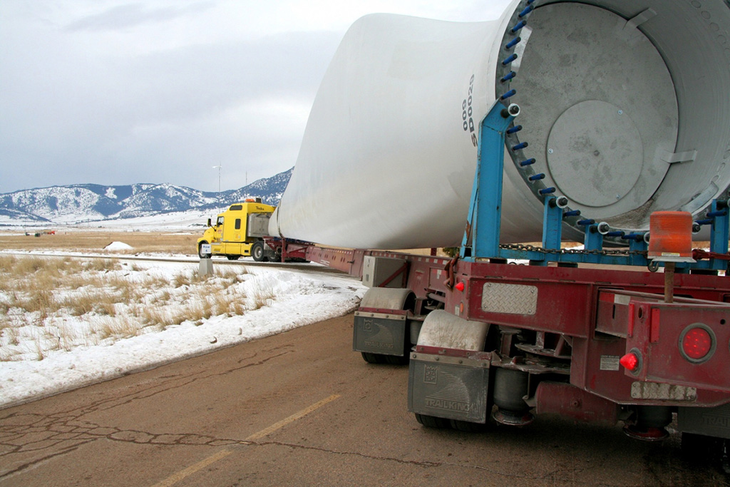 wind-turbine-doe-truck1024.jpg