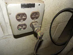 What's Wrong Here? What's Wrong Here?