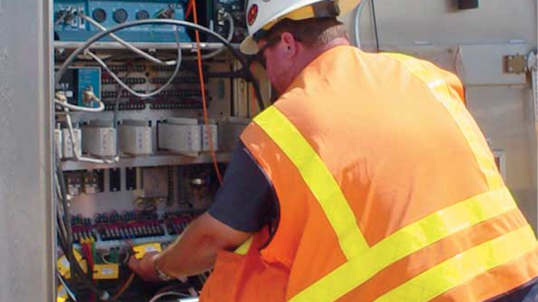 Traffic Signal Installation And Maintenance Work Ec M