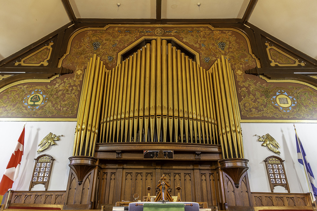 pipe organ in church