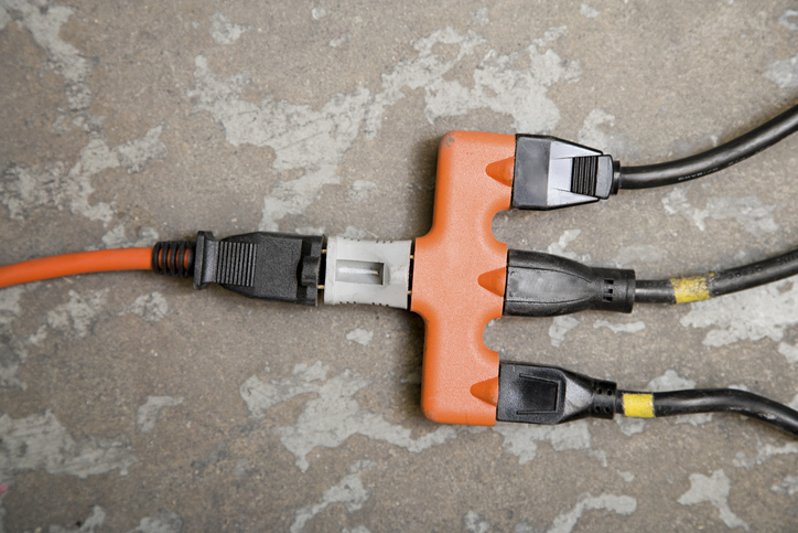 Extension-cord_GettyImages-533936663_XiXinXing.jpg