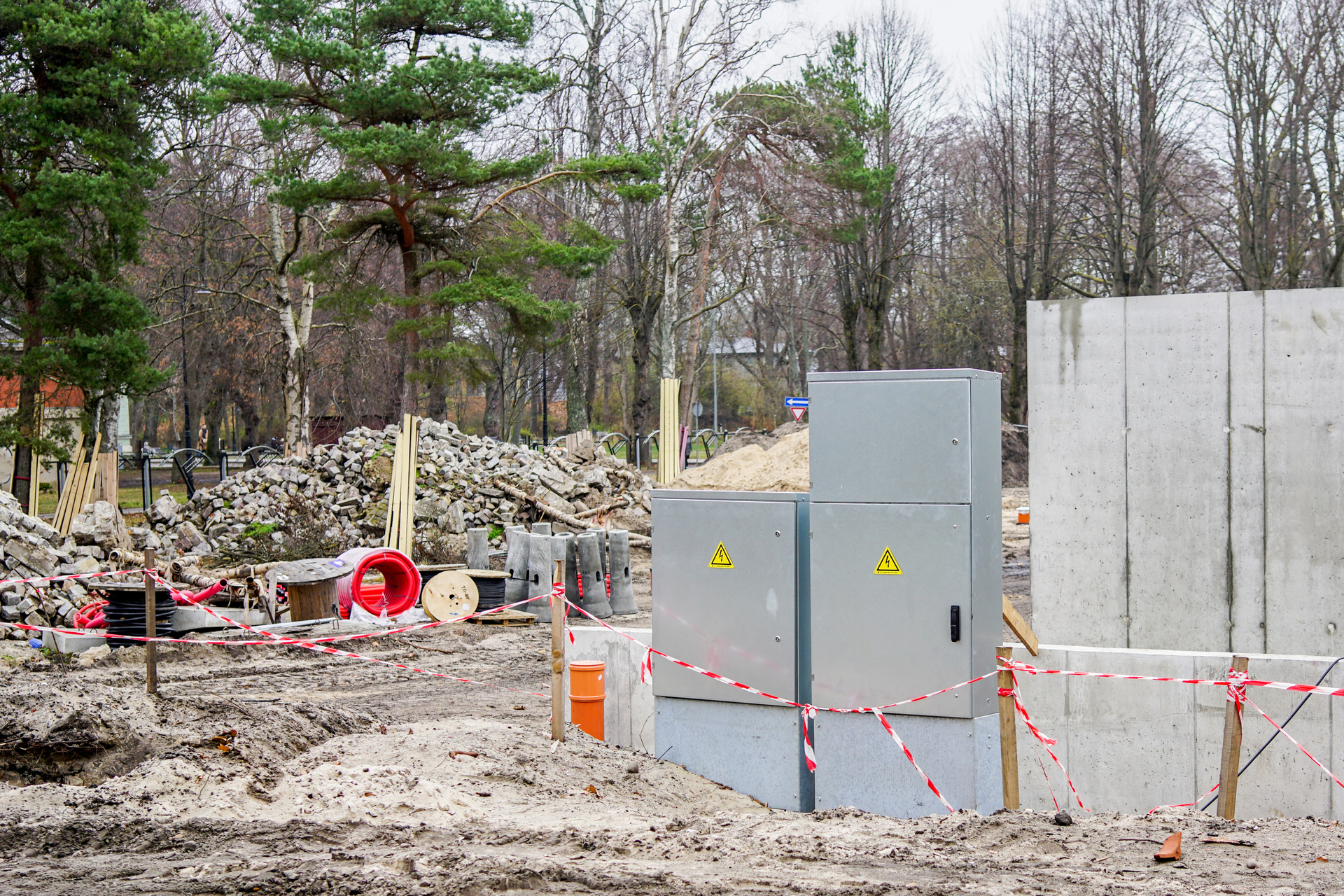 Job Site Intel 1021 Lead P Hoto Dreamstime Xl 205375250 Copy 6151e9d01b202