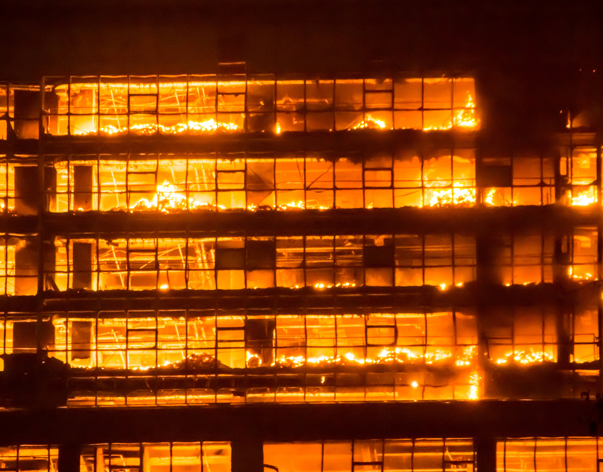 Building On Fire Dreamstime Xl 40125564 Copy 617079eda7d41