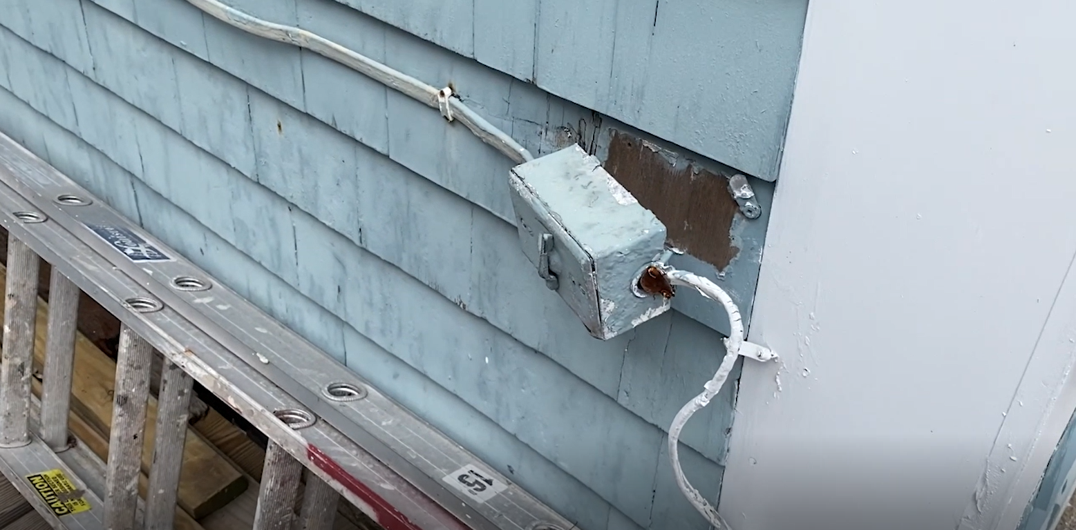 Cover Image 61bb4d373a220