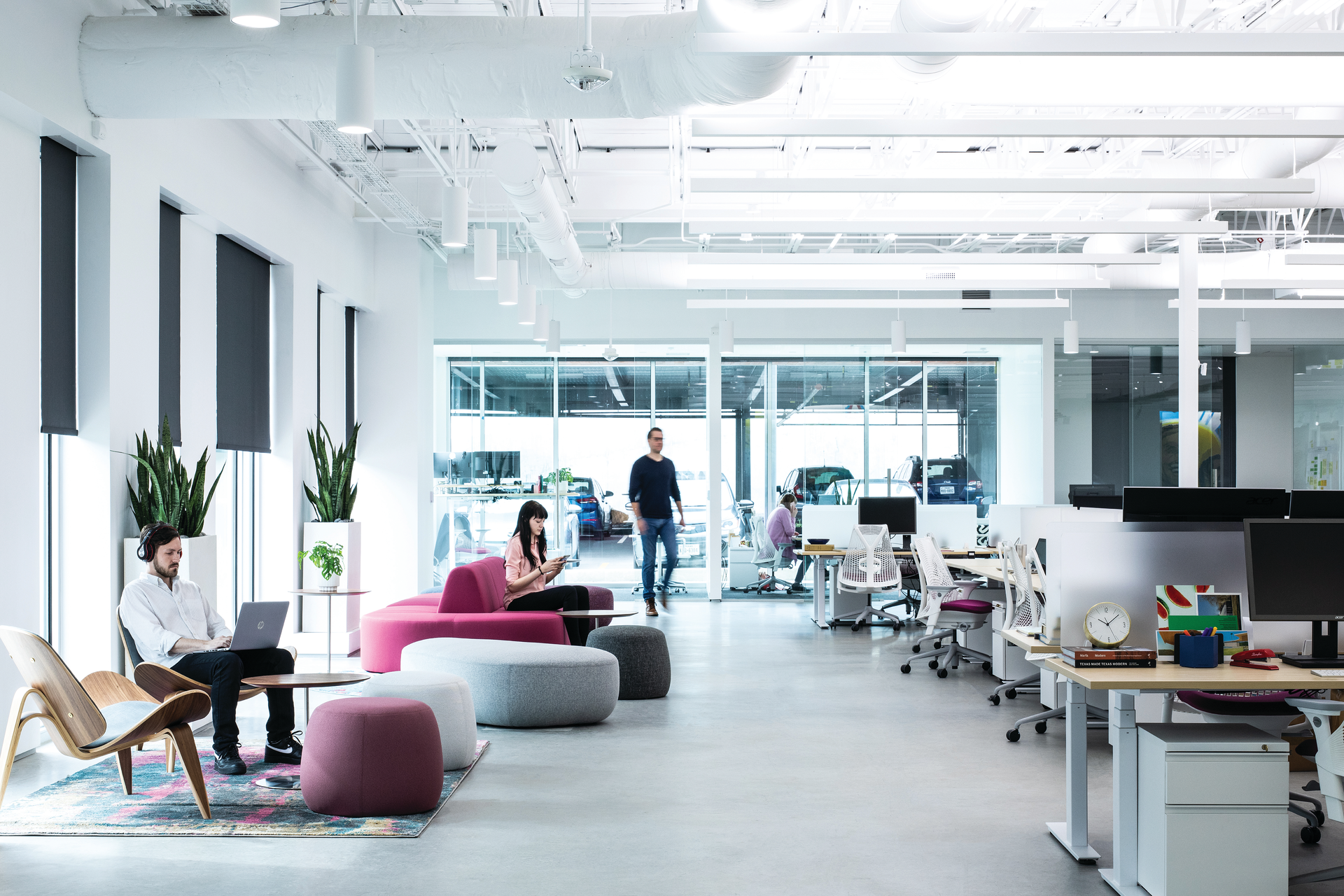 Wireless occupancy/vacancy sensors ensure lights are off when a space is vacant. They install in minutes to help optimize energy savings and simplify code compliance.