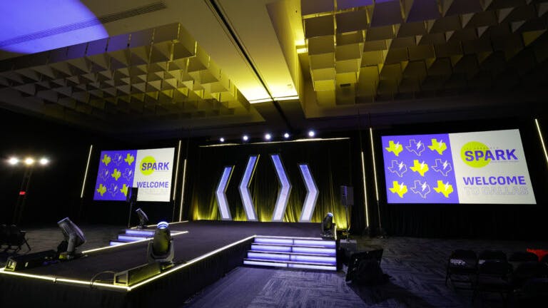 663a45d29edcb5ad9f30fb06 106768x512