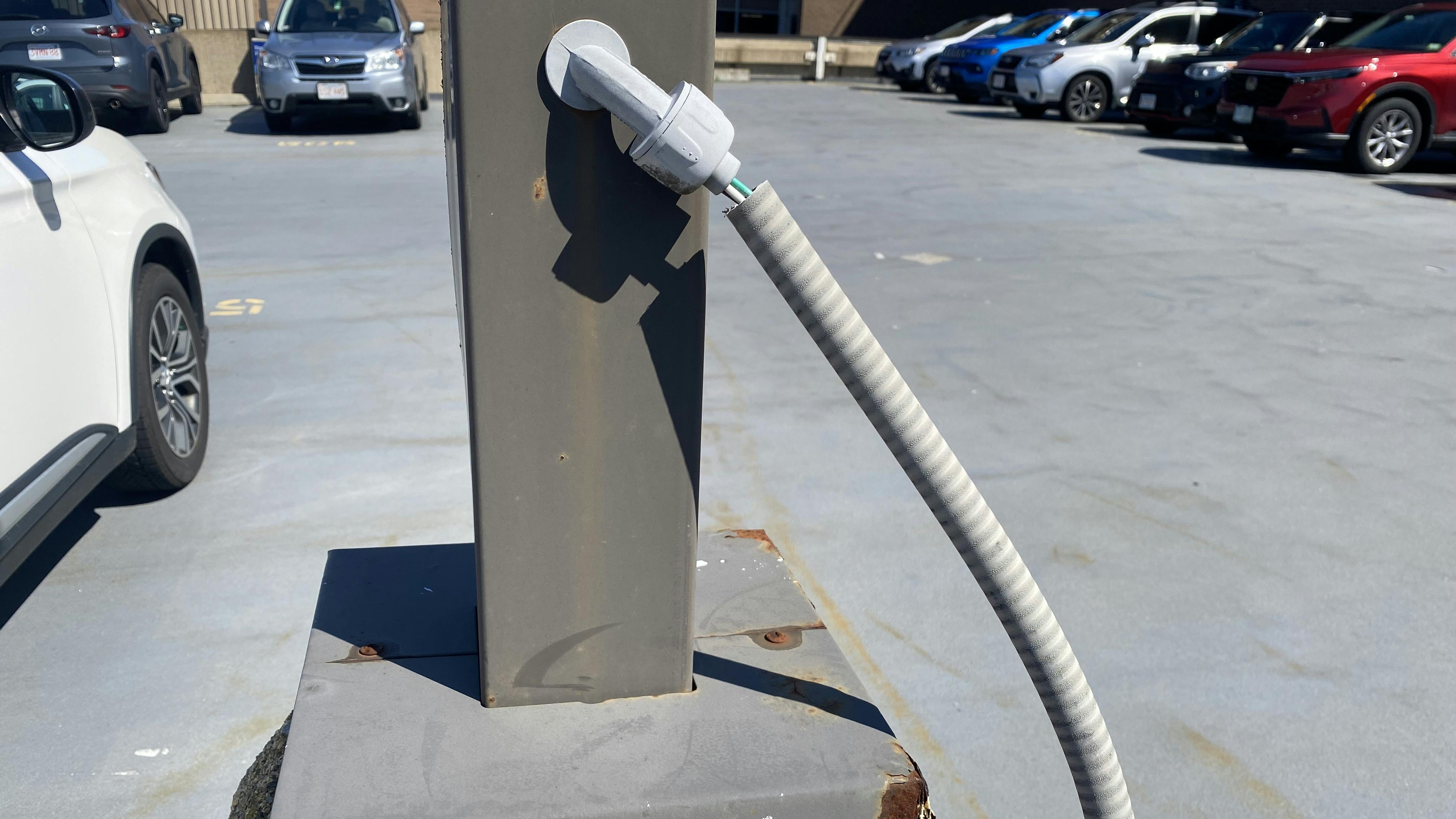 668ed703ca6c38297faf3a0d Code Watch 1