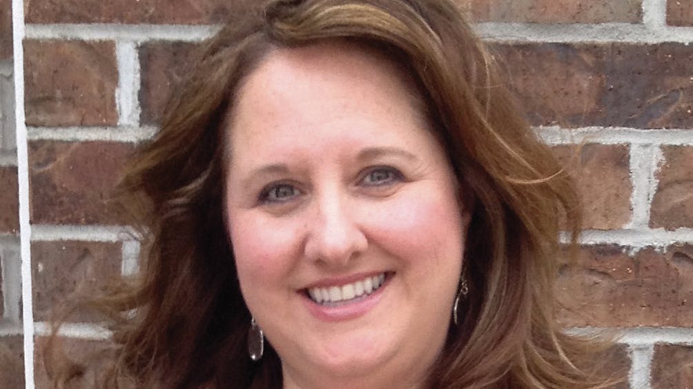 6762f60c700f7e33208584e0 Ellen Parson Headshot