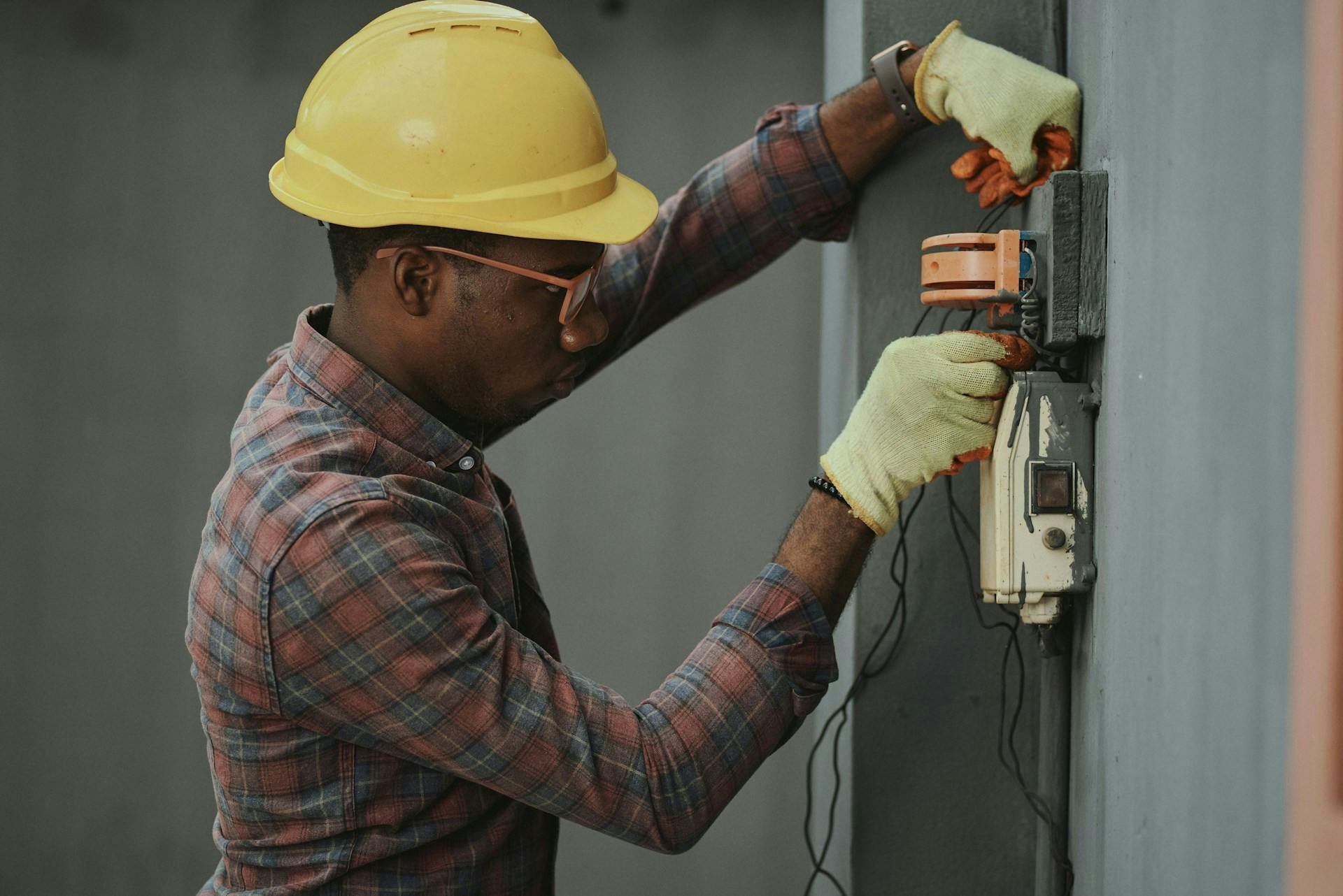 67eafc5264576ced03065631 Bestelectricalrepairservices