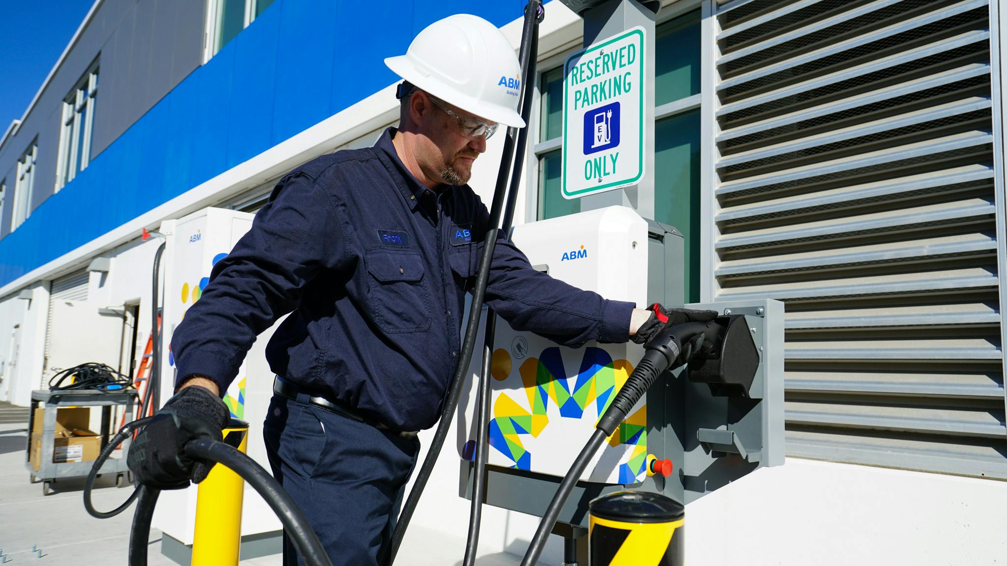 67ebfbd128261024a1591361 Abmenev09040