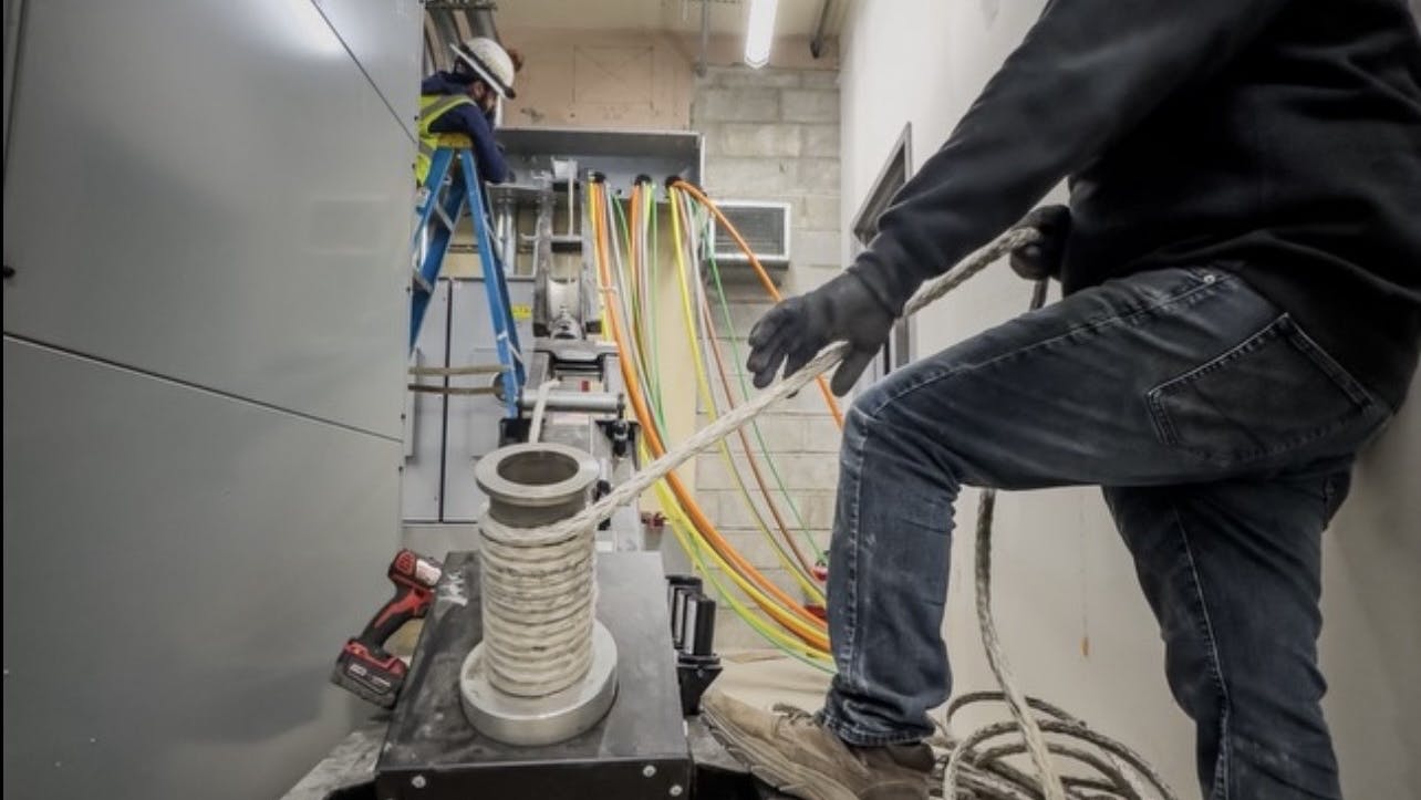 680aad7b4b49e1fc4f6b6f1a Image 32