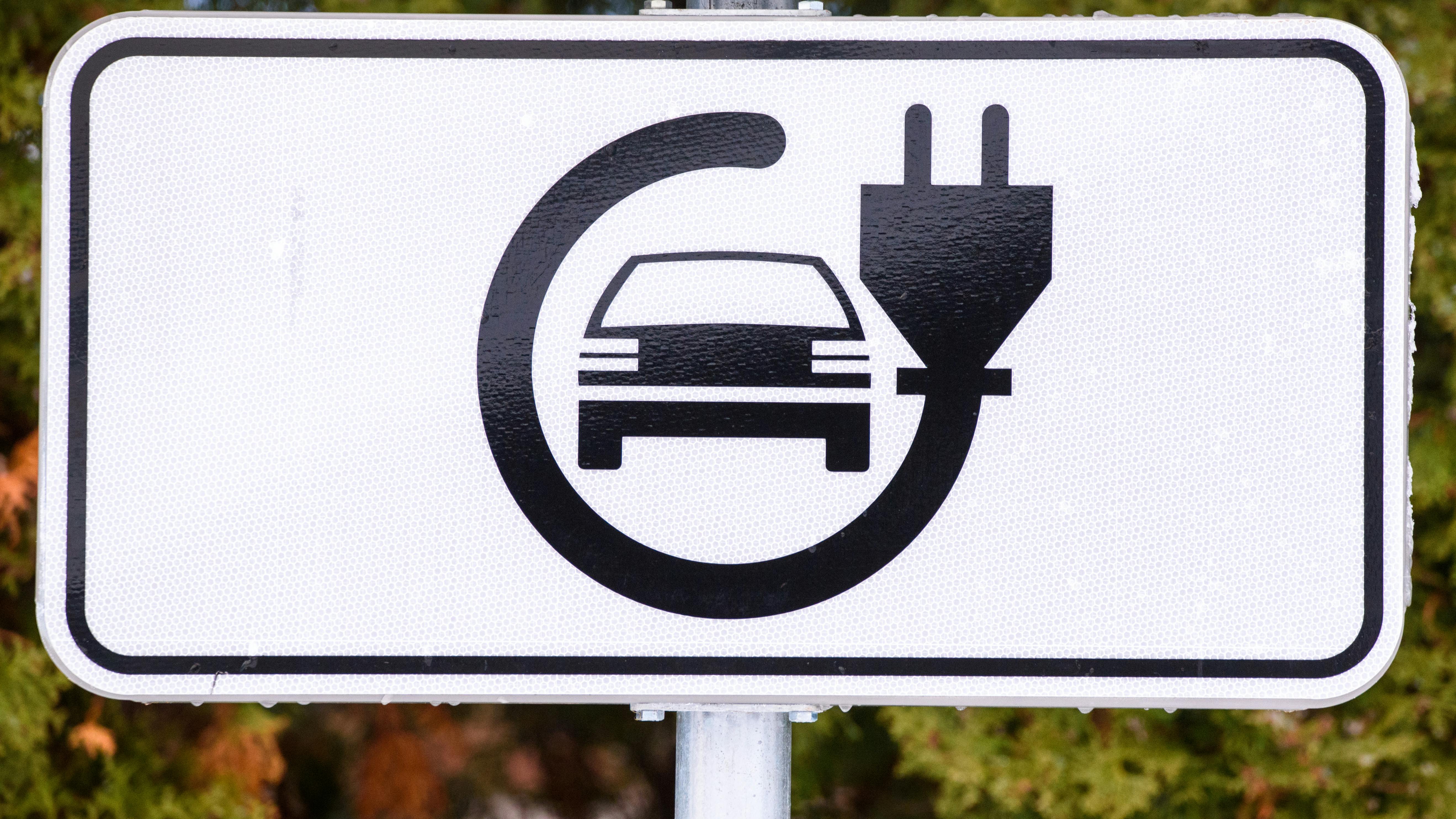 electric vehicle charging sign