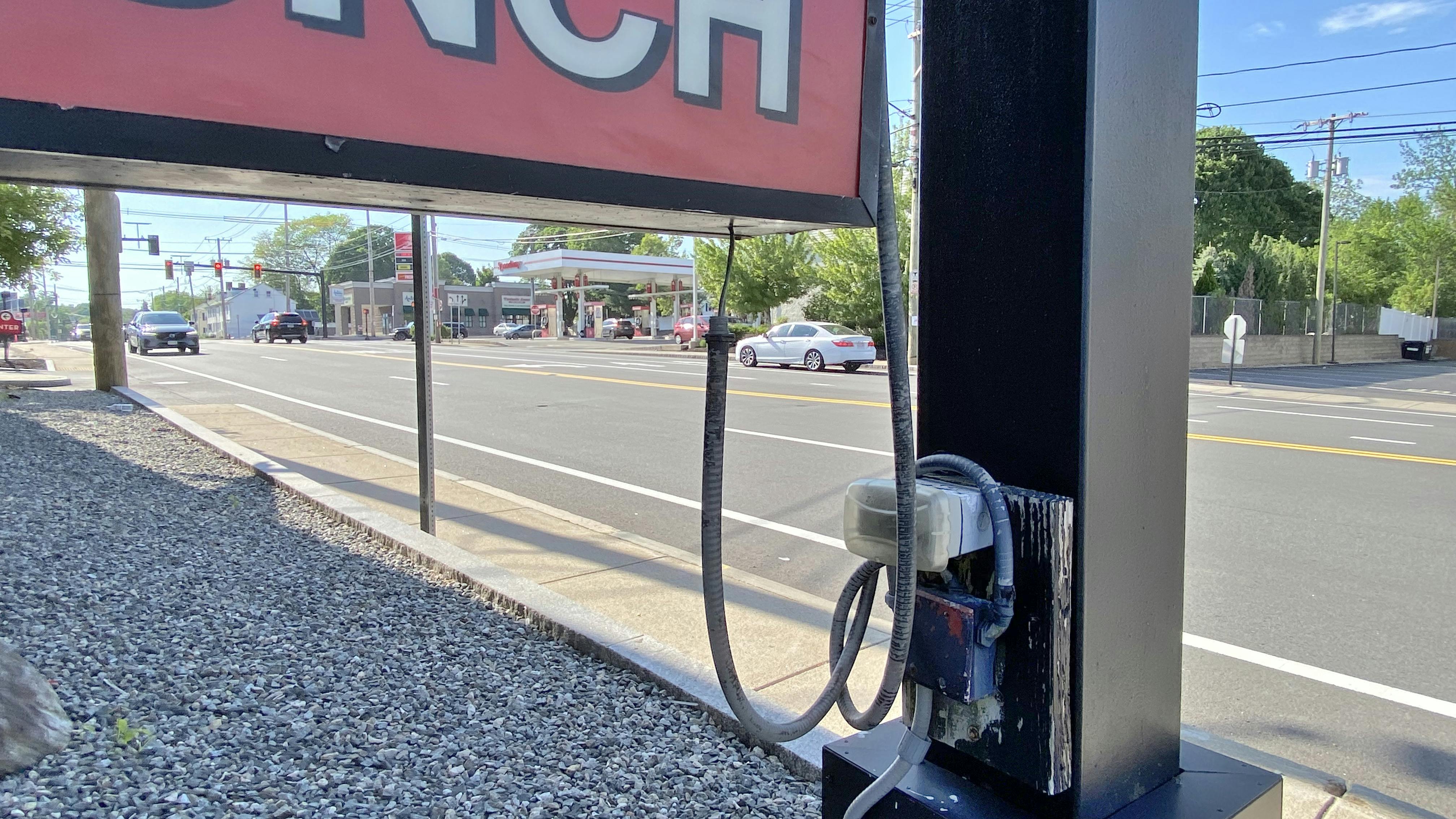 698c9d4fa5a5467d142bf5a7 Code Watch 1