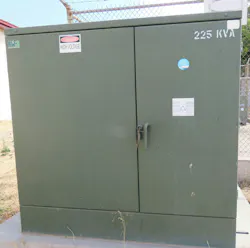 Photo 4. This 225kVA pad-mounted distribution transformer shows a certified FR3 label. Photo 4. This 225kVA pad-mounted distribution transformer shows a certified FR3 label.