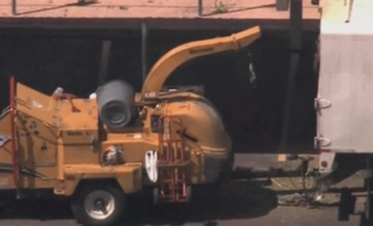 Landscaper Dies After Falling Headfirst Into Wood Chipper Ehs Today
