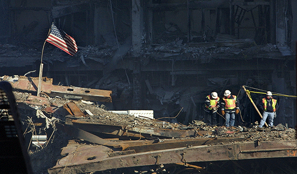 Work continues at Ground Zero of the World Trade Center attacks Oct 29 2001 in New York City