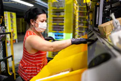 Associate Wearing Ppe 1 6124e91762500 Associate Wearing Ppe 1 6124e91762500