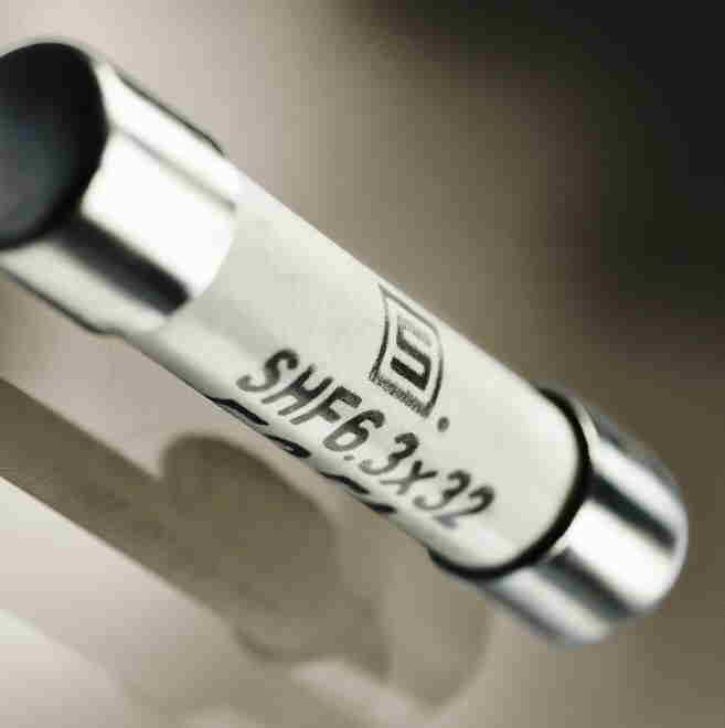 Powerelectronics 2489 3985schurter