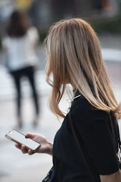 Electronicdesign Com Sites Electronicdesign com Files Uploads 2014 09 Woman With Cell Phone Electronicdesign Com Sites Electronicdesign com Files Uploads 2014 09 Woman With Cell Phone