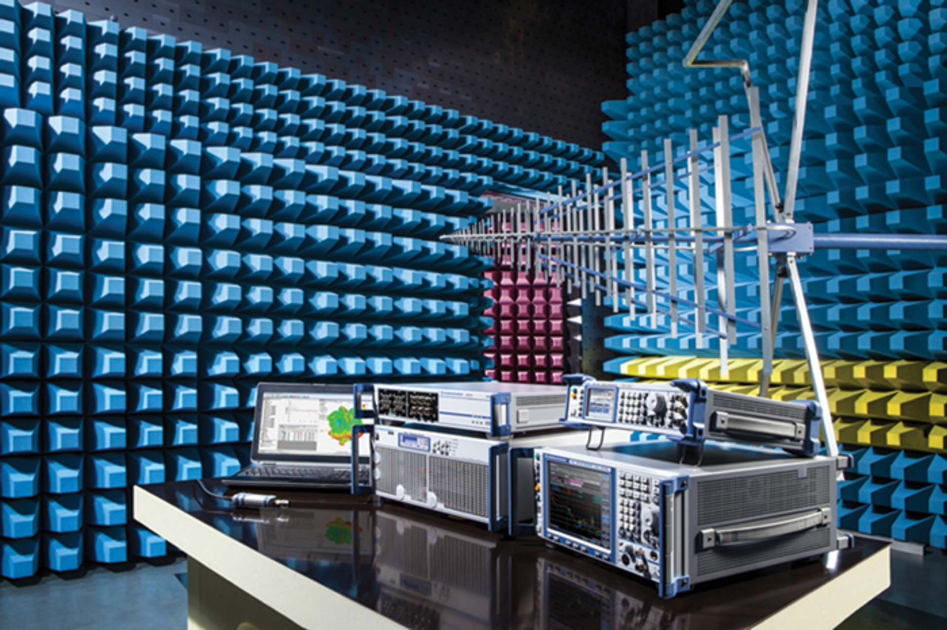 1604 Emc Focus Intro