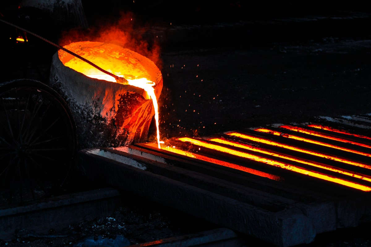 Powerelectronics 7117 Iron Melt Furnace Metal Hot Fire Metallurgical Molten 700619d png