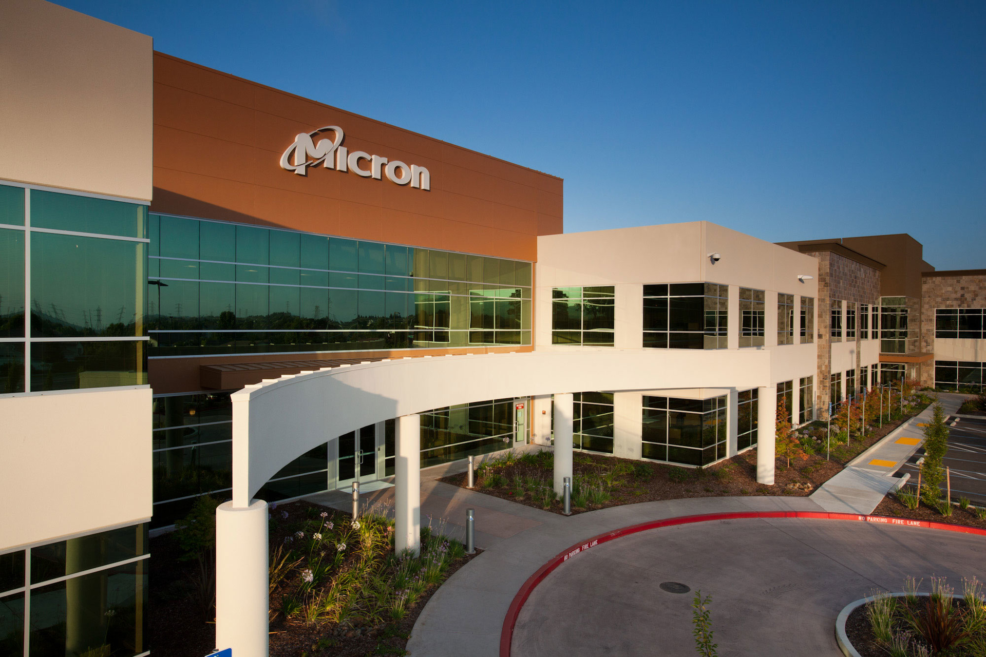 Micron39s offices in Folsom, Calif. The memory chip maker has started a C.E.O. search after Mark Durcan, who has held the position since 2012, announced plans to retire (Image courtesy of Micron).
