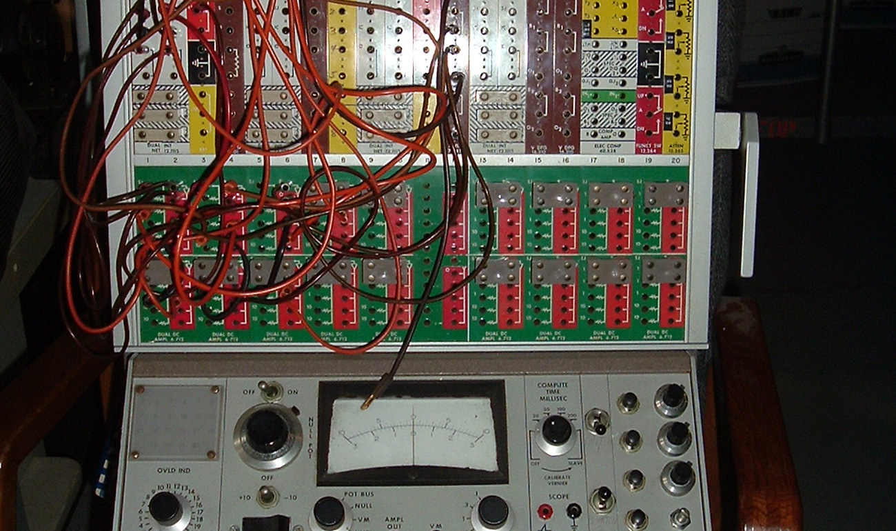 Should We Bring Back Analog Computers?