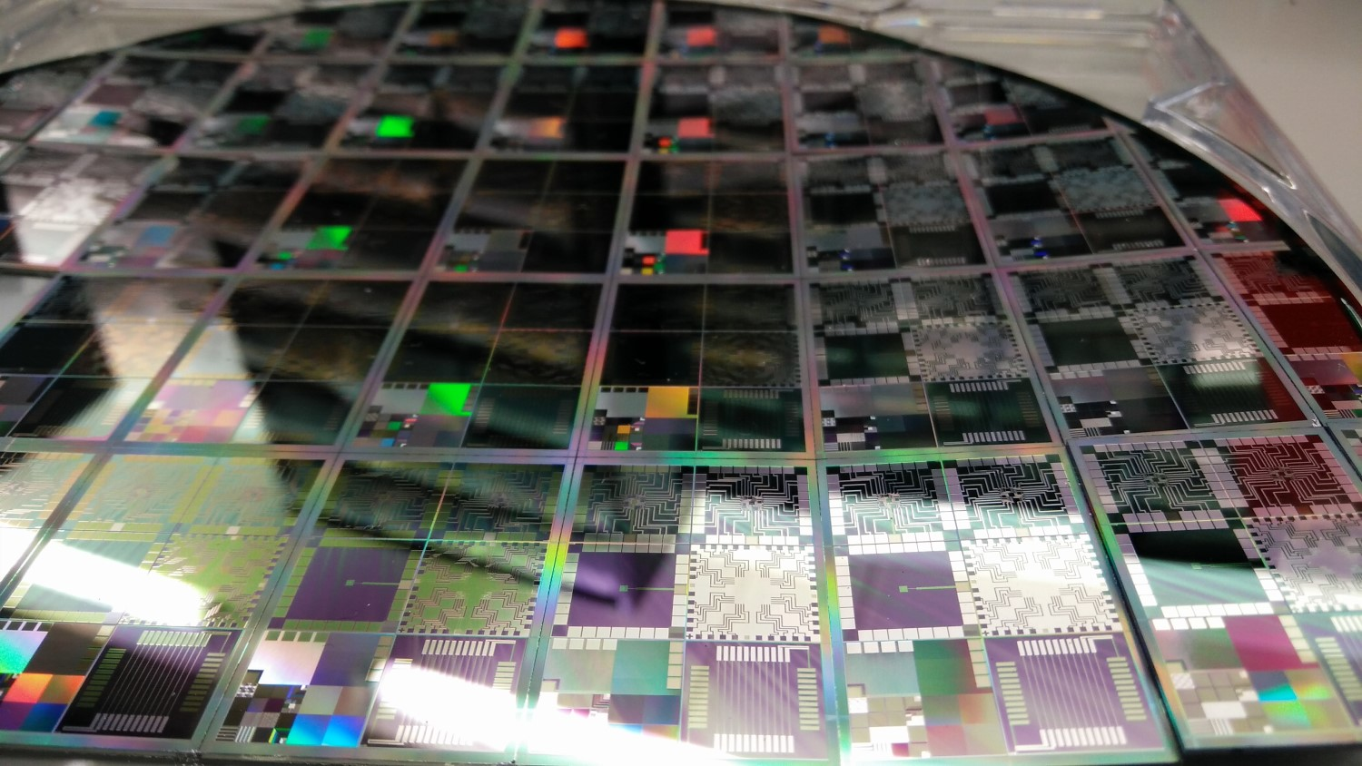 Semiconductor Wafer Of Microelectronics 5d6015afd04c4