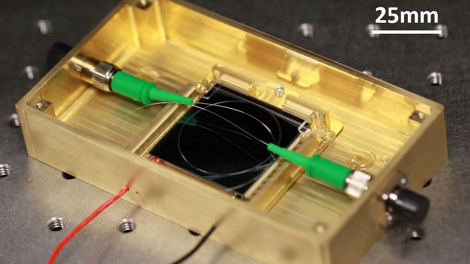 Ed Interest Caltech Laser Mems Gyro Promo 5e98a0def41c5