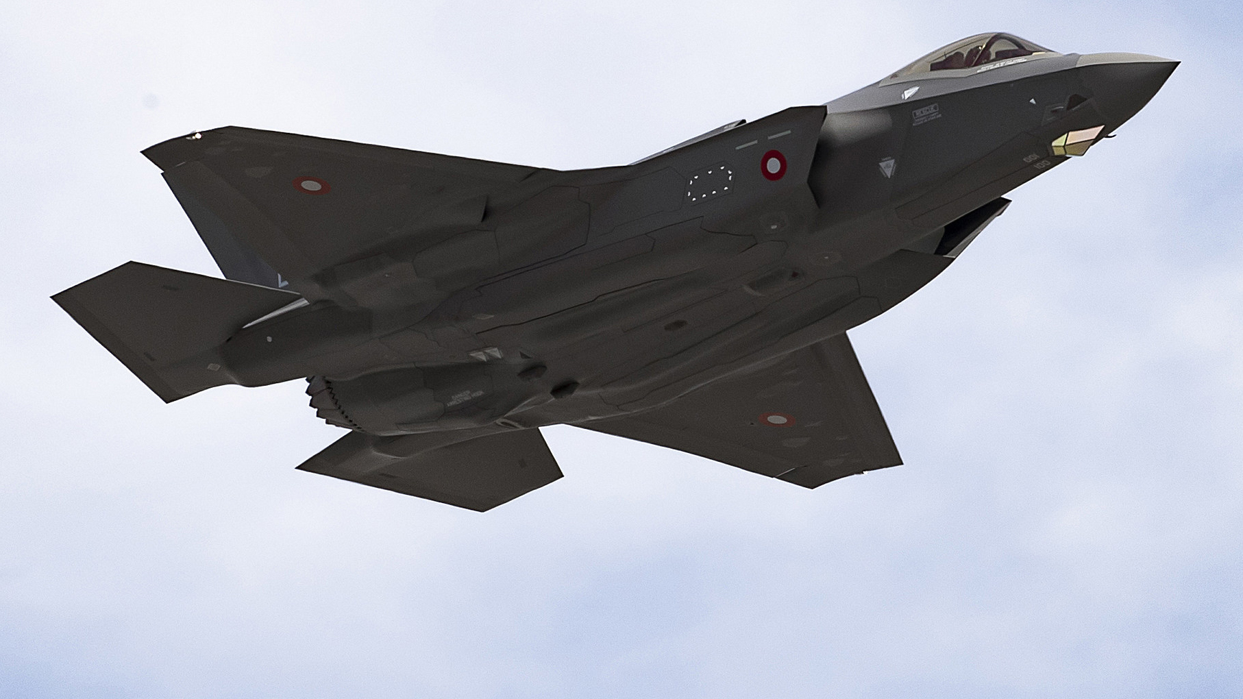 Lockheed Demarch15 3 Promo 6058f0b8e495b 6058faa290cf0