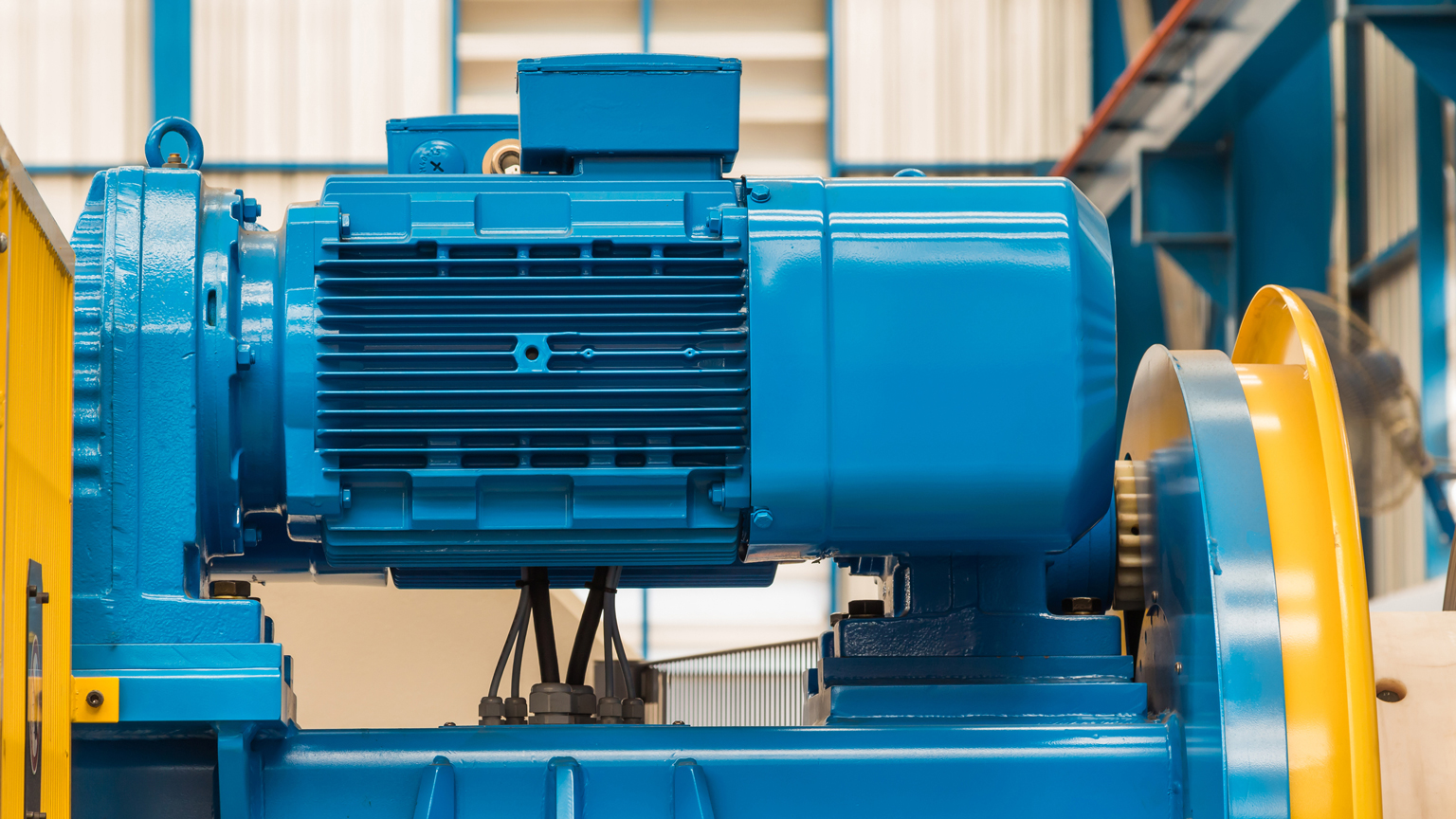 Motor 79278042 &copy; Matee Nuserm Dreamstime