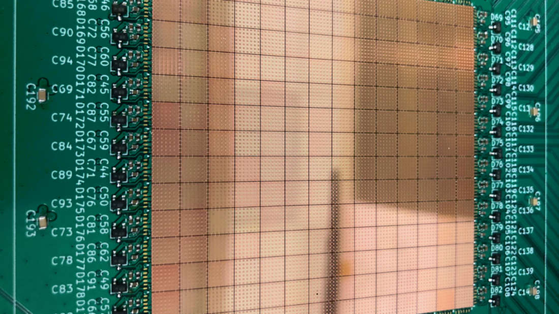 Ed Interest T Hz Array Eye Candy1