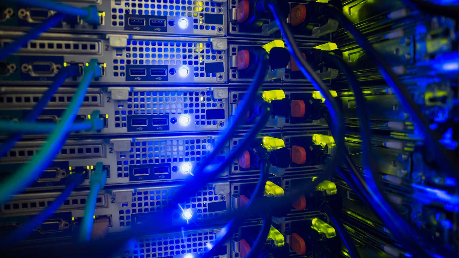 Server Dreamstime Wavebreakmedia Ltd 57340648 6306629fe1fc9