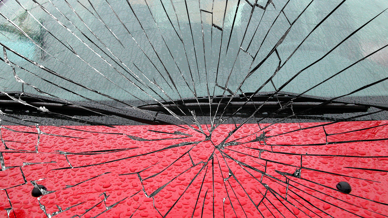 Crash Dreamstime M 50800218 633b41be1d5c4