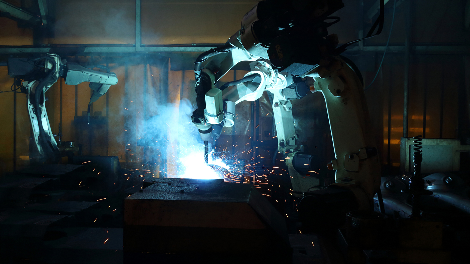 Manufacturing Dreamstime M 207180440 63504ce5ab338