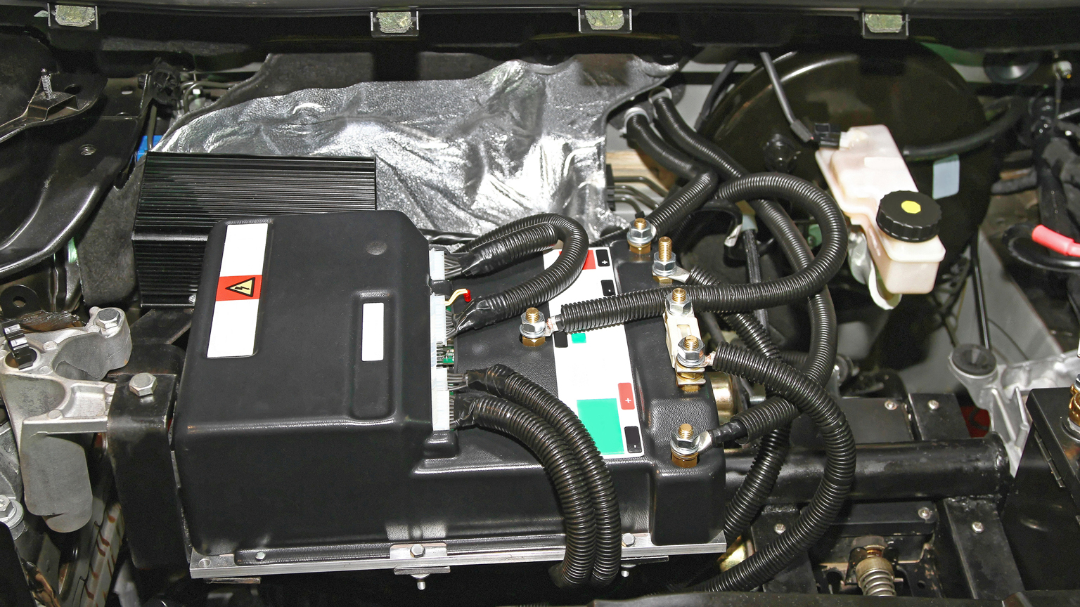 Electric Motor Dreamstime Baloncici 61664434 646bd13b3fa8e