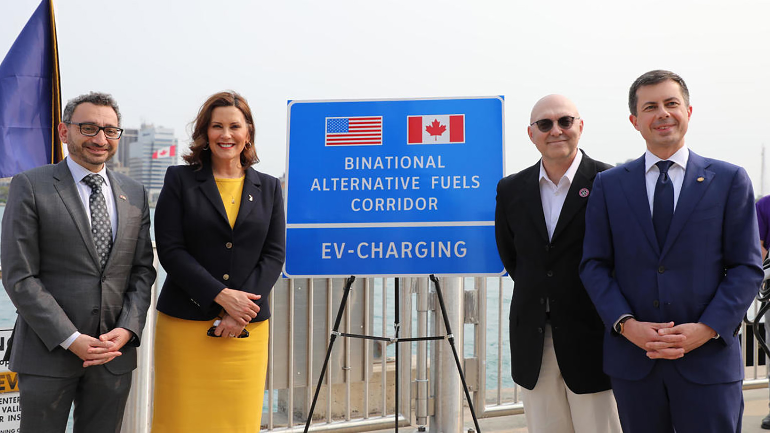 E Vcorridor Image Promo