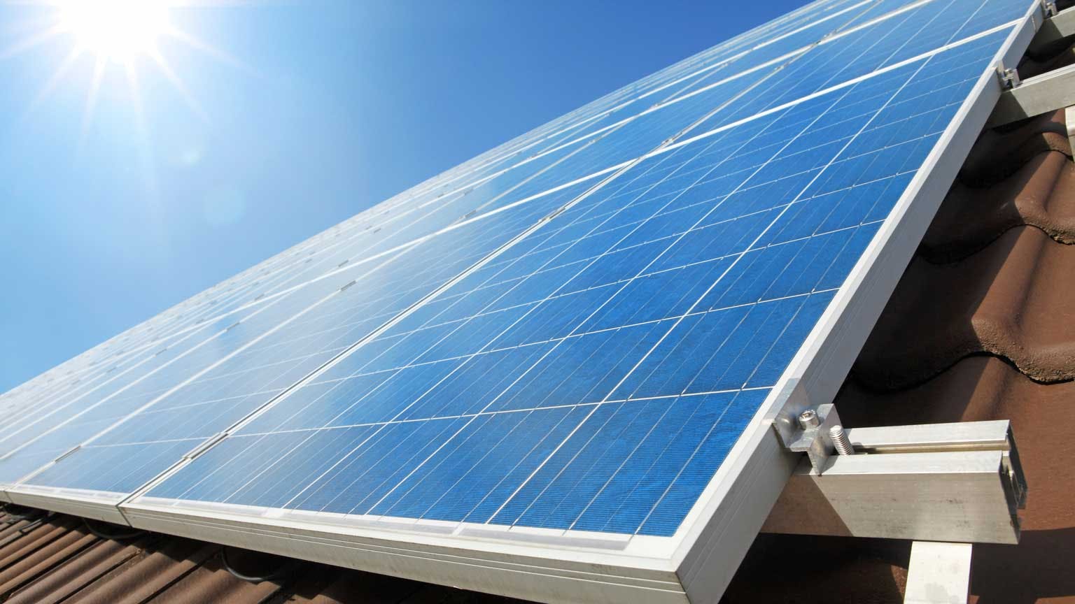 solarpanel_skutvik_dreamstime_1536_48544659