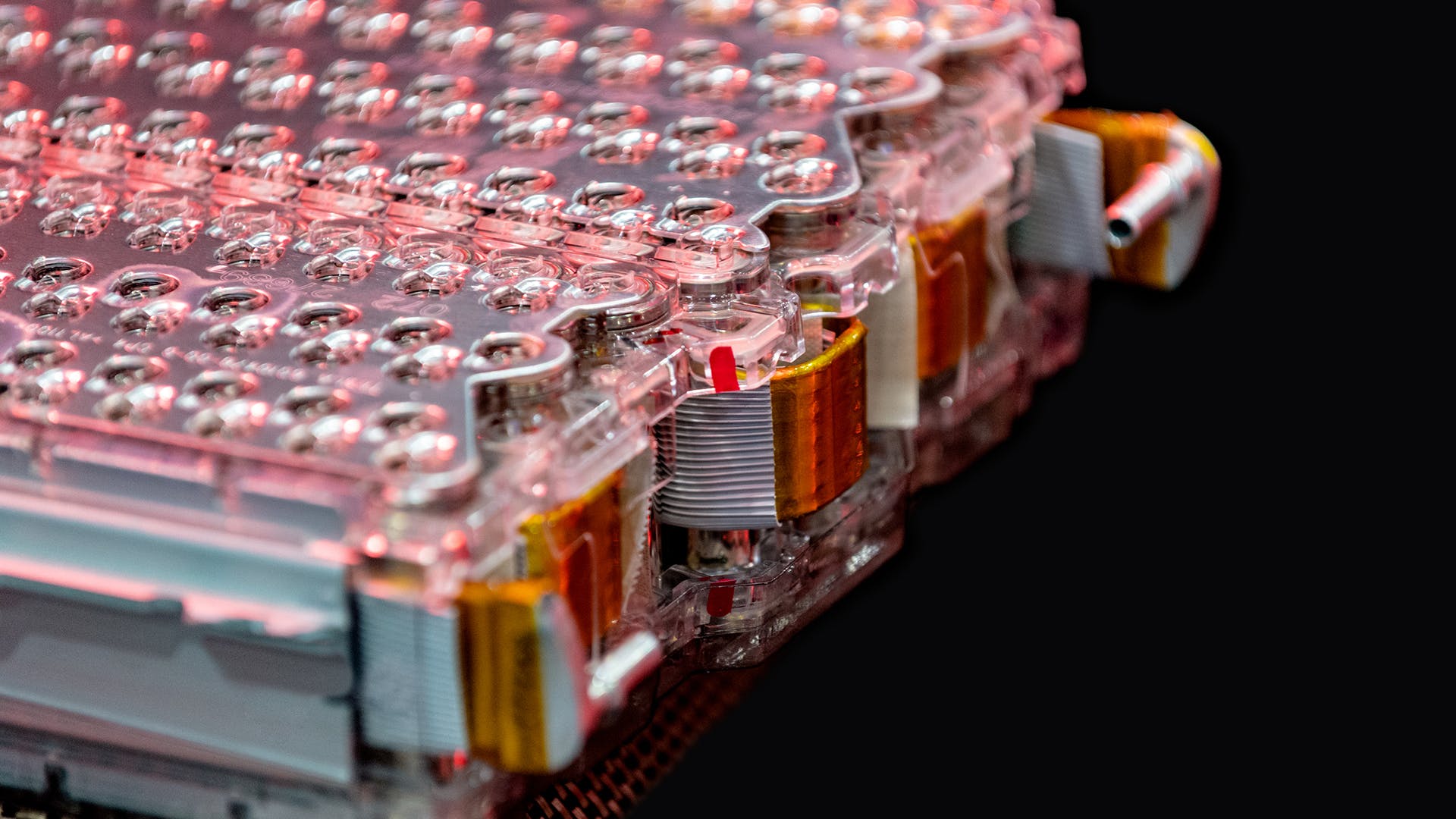 evbatterypack_dreamstime_l_151898474