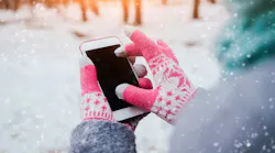 cellphone_dreamstime_l_186927938 cellphone_dreamstime_l_186927938