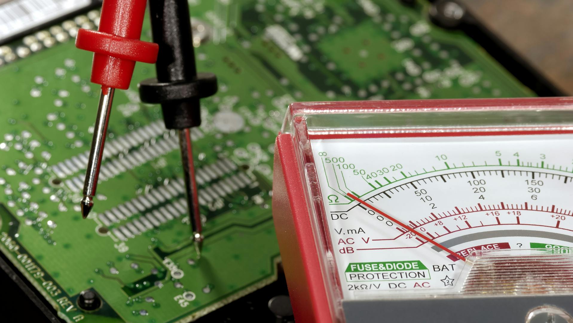 precision_dreamstime_l_1025574