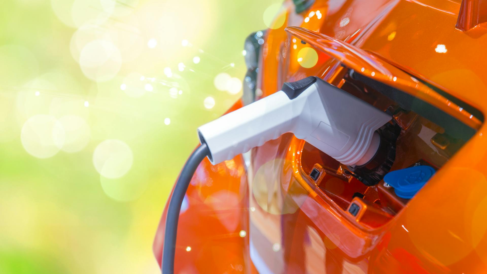 evcharging_dreamstime_l_114304326