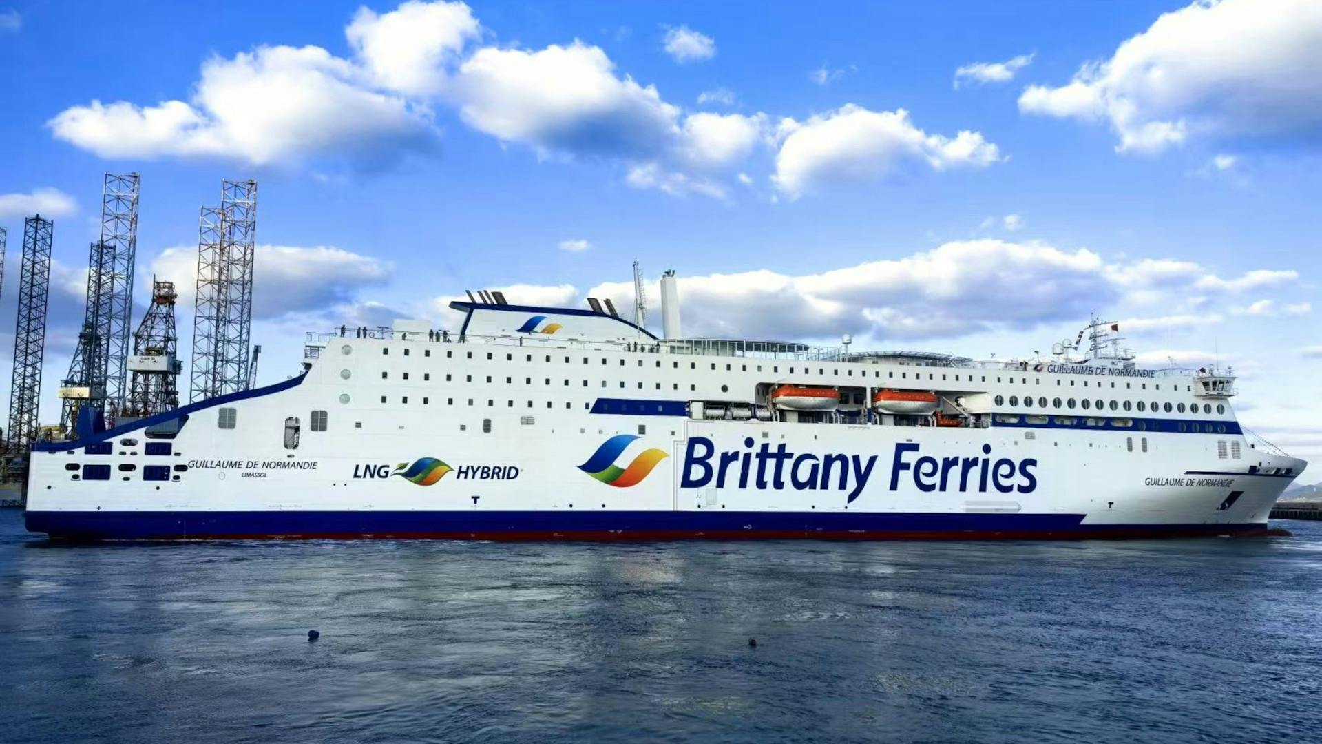 241223_newsmod_brittany_electric_ferry1_promo