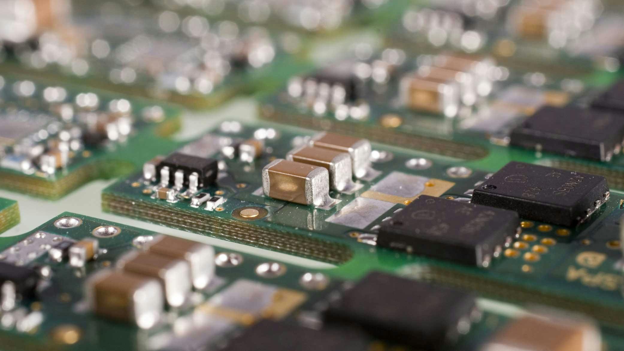 68e96976b1a24d6b35f2fd55 Dreamstime Robhill 1777510